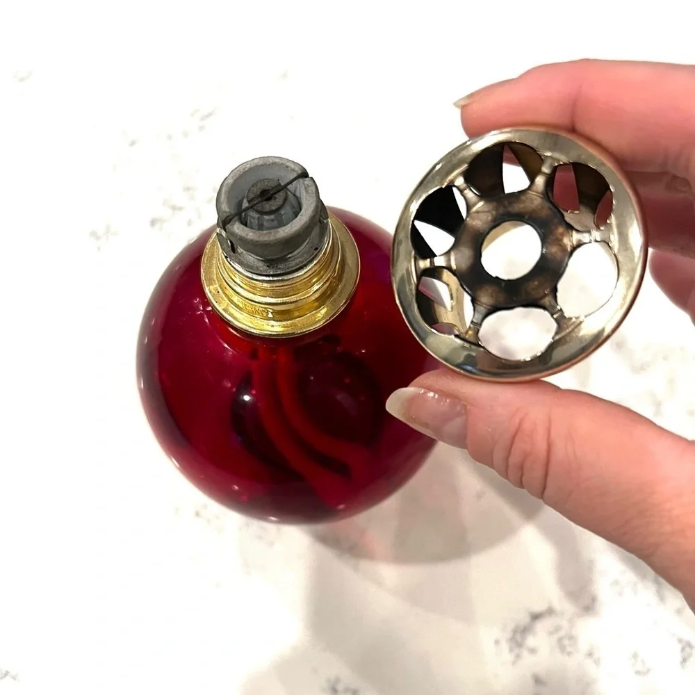 Lampe Berger red maroon spherical round oil diffuser